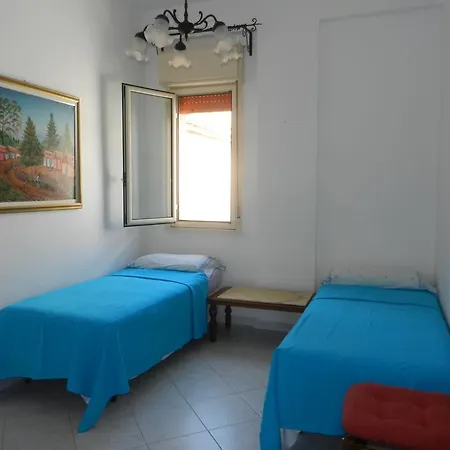 Leonardo Apartment