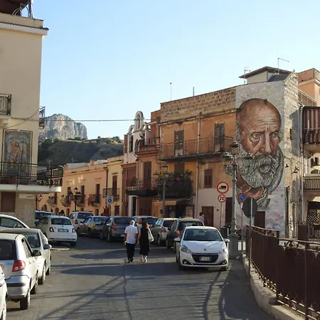 Leonardo Διαμέρισμα *